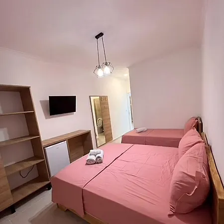 Διαμέρισμα Hotel Besniku Shëngjin